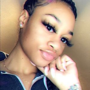 Meet your Posher, Kyra